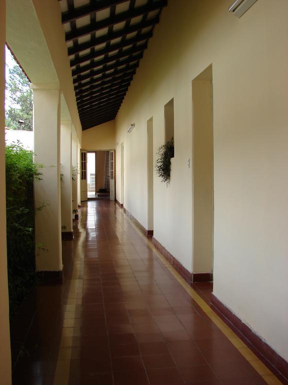 فالي هيرموسو Hotel Santa Rosa المظهر الخارجي الصورة
